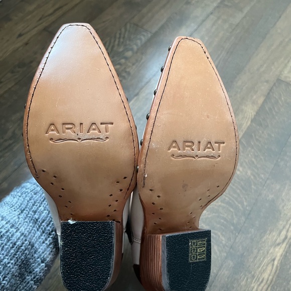 NWT Ariat Greeley Women’s Size 7.5 - Picture 3 of 5